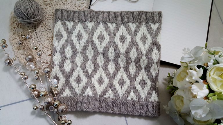 Diamond Cowl Knitting Pattern